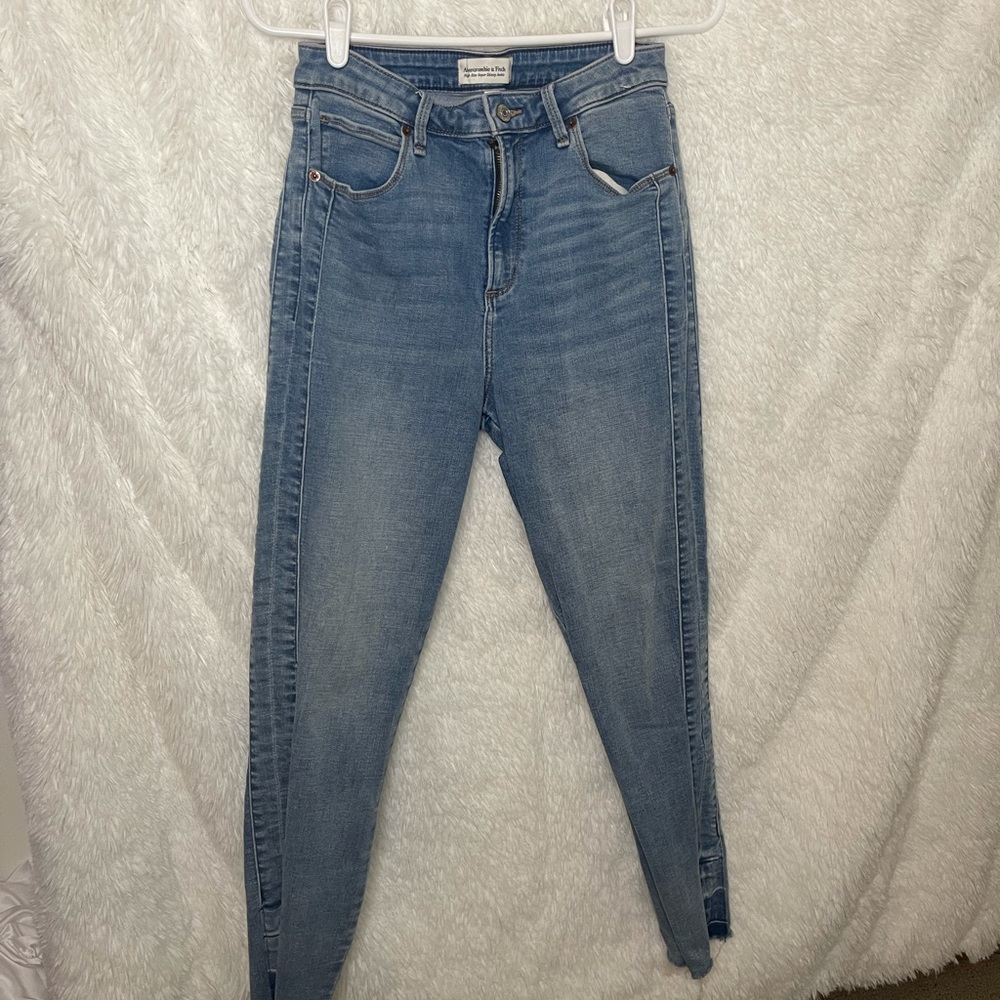 Abercrombie high rise super skinny jeans